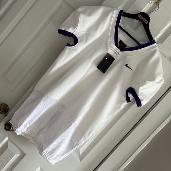 Nike Football Shirt with mesh - Picture 1 of 8